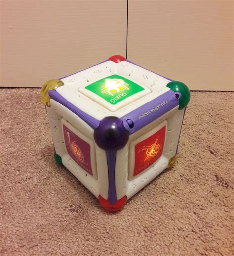 Teaching STEM through Munchkin Munchkin Magic Cube: A Hands-On Approach